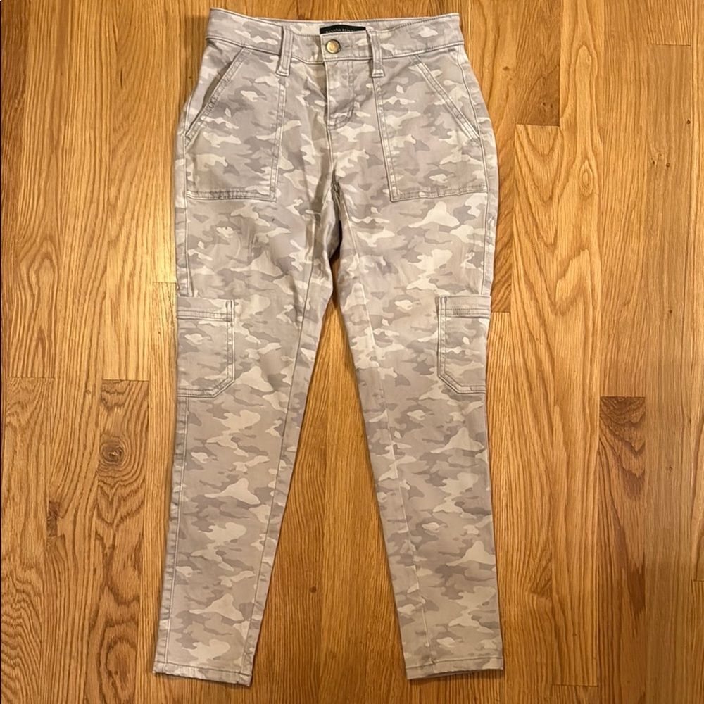 Banana Republic camo cargo skinny pants sz 00 petite